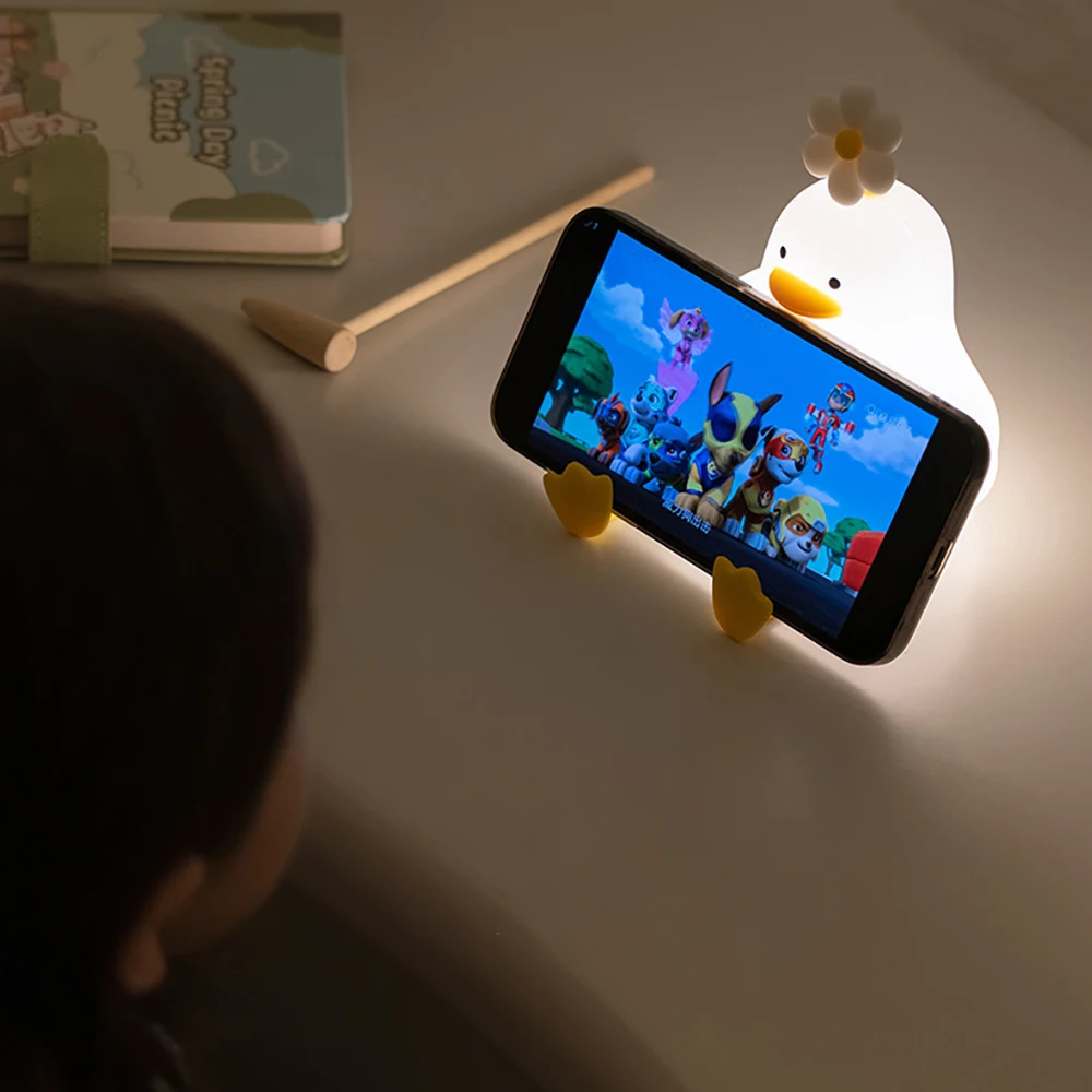 Cute Duck Shaped Bedside Lamp