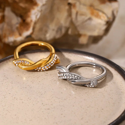 Elegant Diamond Engagement Ring