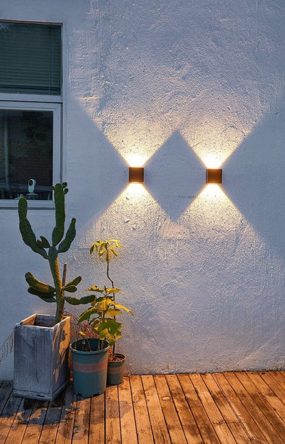 Solar Powered Outdoor Wall Light