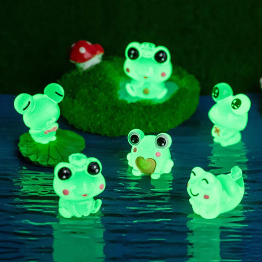 Colorful Mini Frog Figurine Set for Garden Decor - Fesara