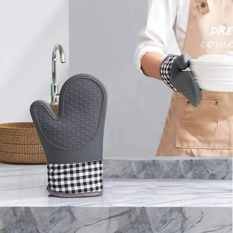 Heat Resistant Silicone Oven Gloves for Grill & Cooking