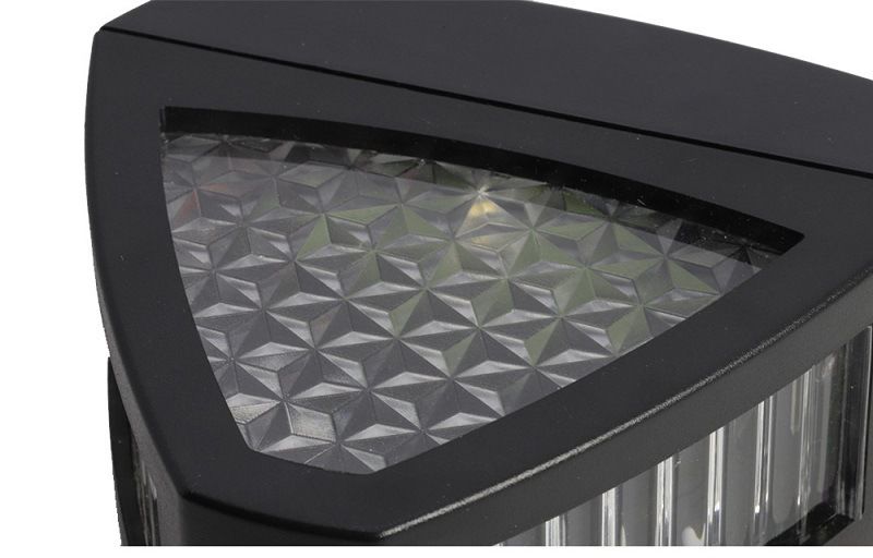 Outdoor Solar Wall Light with Traditional Style