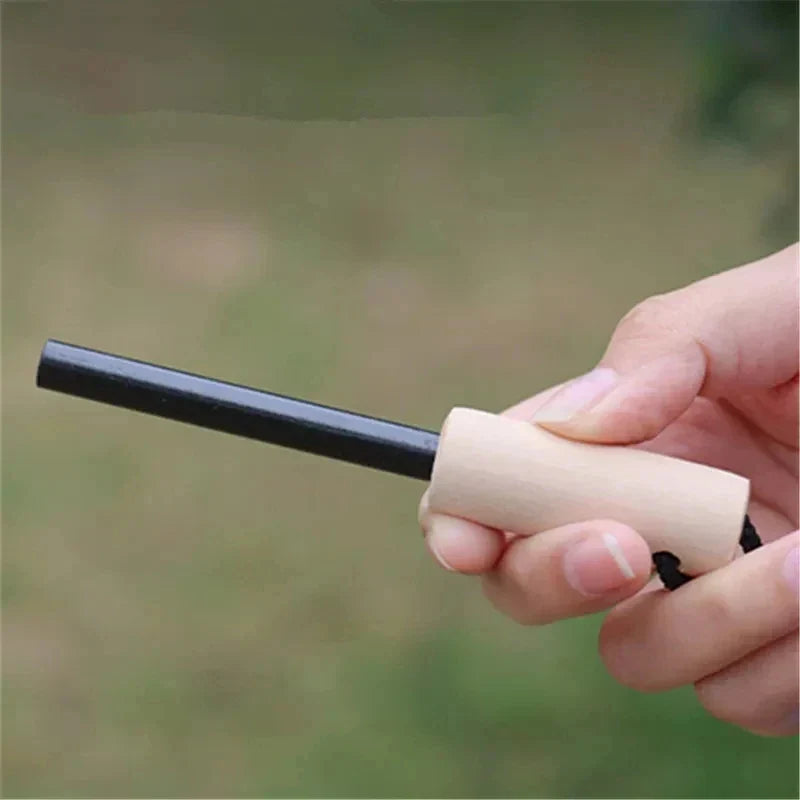Portable Waterproof Fire Starter Kit