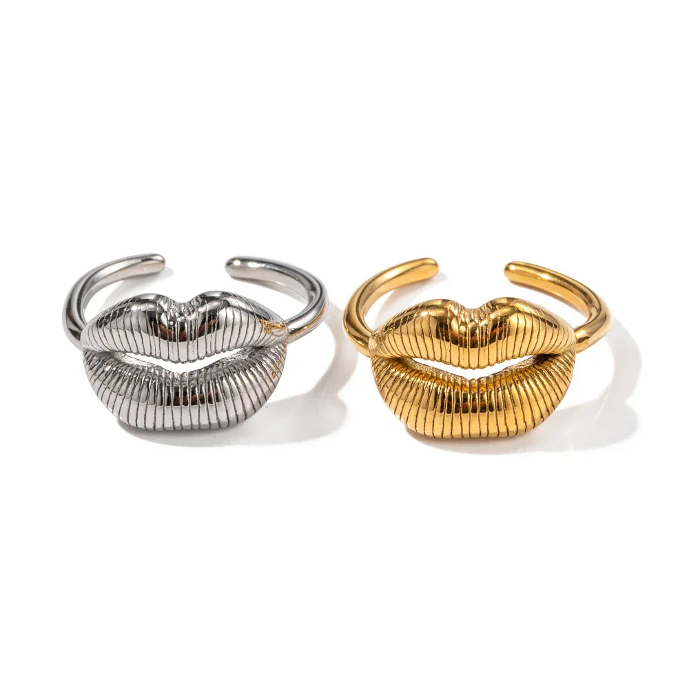 Elegant Passionate Love Ring