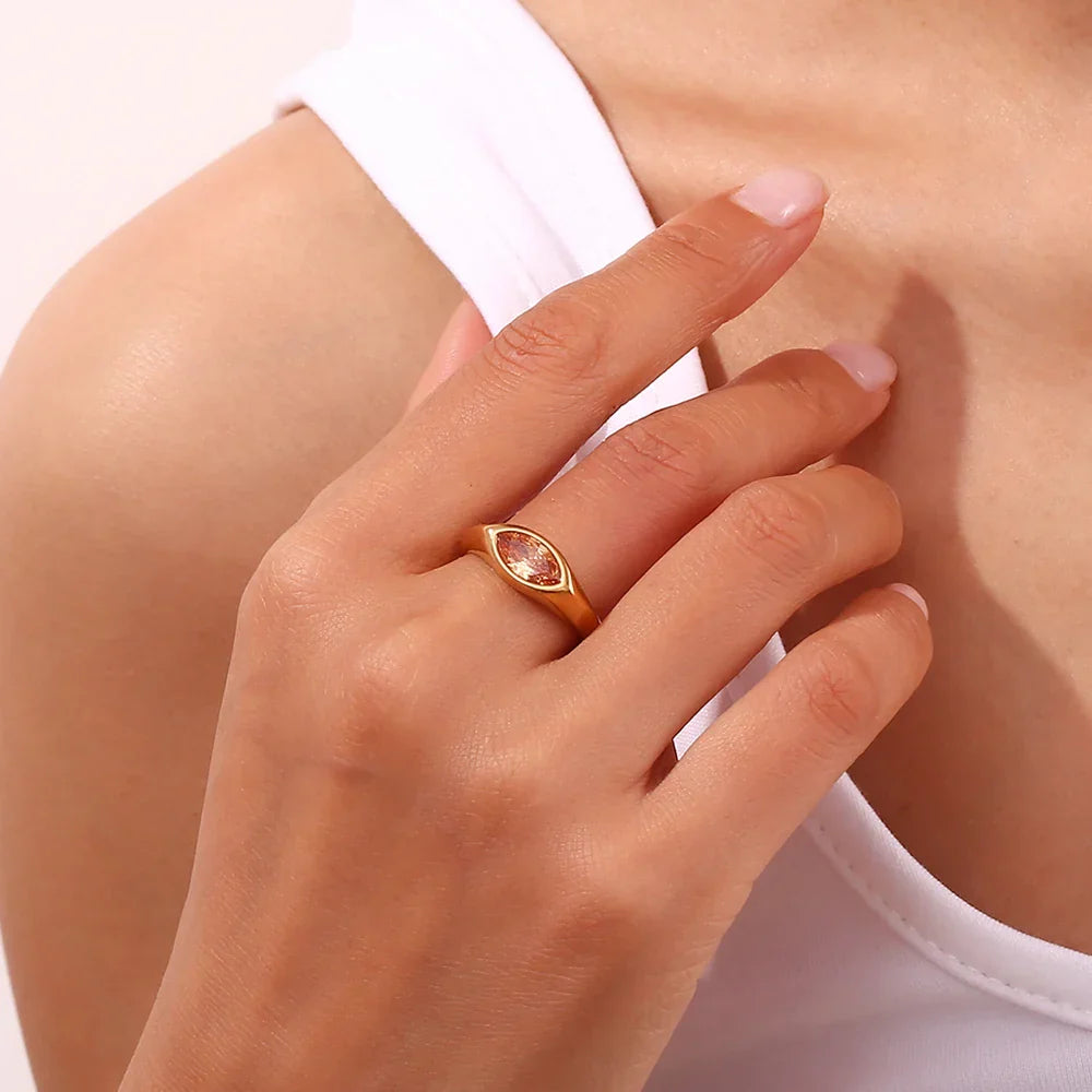 Luxury Oval Diamond Engagement Ring