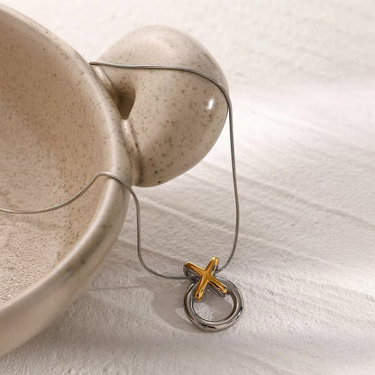 Fesara | Beautiful Twist Chain Necklace