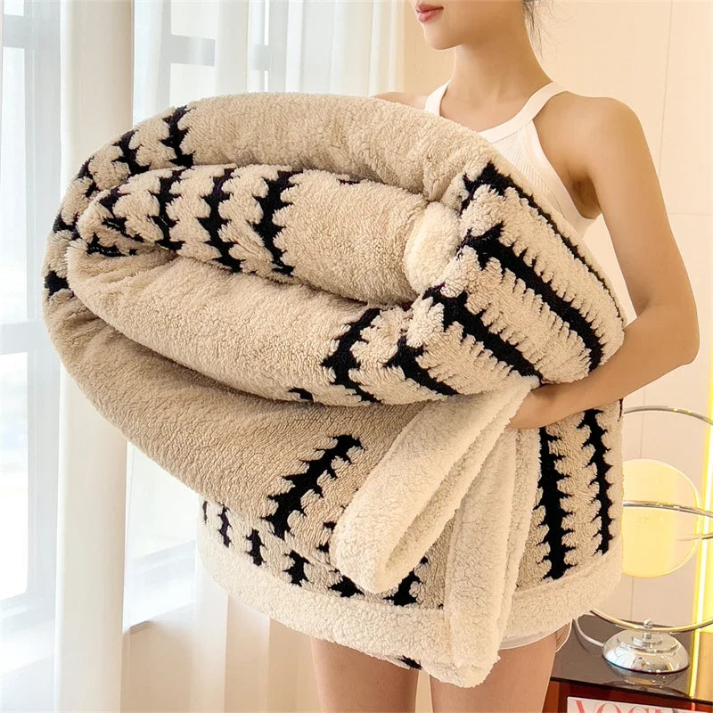Plush Soft Blanket with Velvet and Flannel