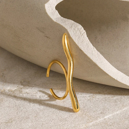 Unique Wave Pattern Bar Ring