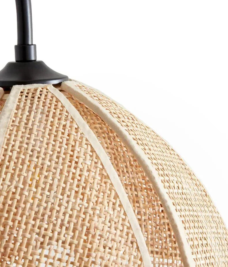 Natural Woven Wall Lamp - Soft Floral Lighting