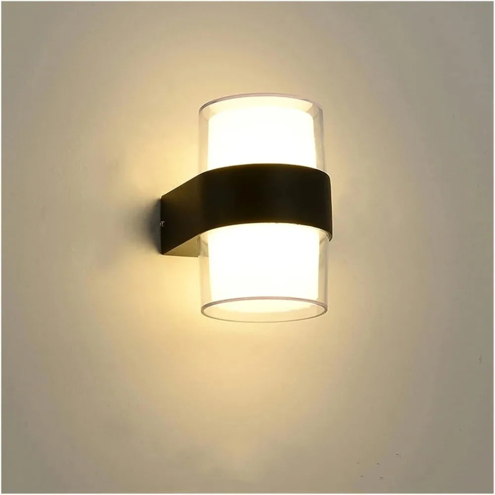 Bright Outdoor Wall Lamp with LED Technology