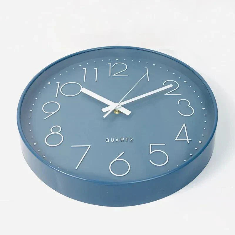 Quiet Small Simple Wall Clock – Contemporary Basic Style