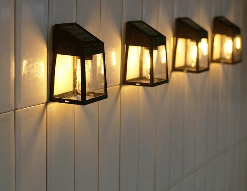 Long Lasting Solar Powered Outdoor LED Light
