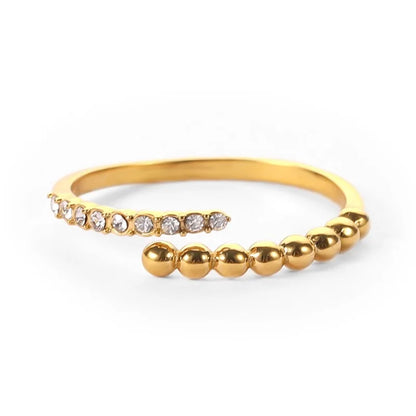 Luxury 18k Gemstone Studded Ring