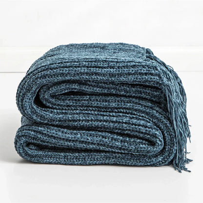 Plush Heart Blanket with Soft Fringe