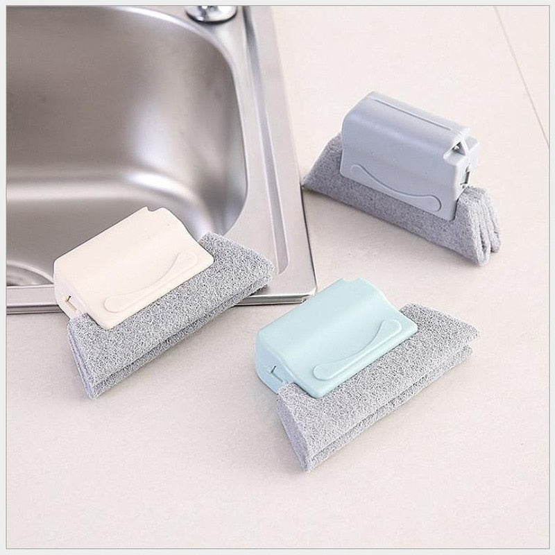 Practical Window Seal Gap Cleaning Tool