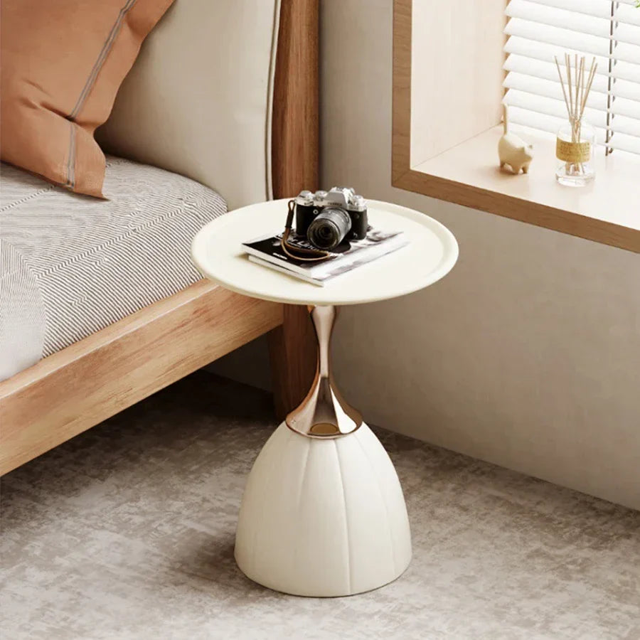 Modern Wooden End Table in Nordic Style - Fesara