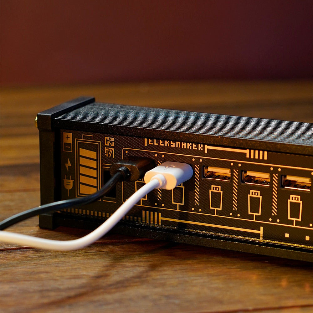 Retro Style Block USB Plug