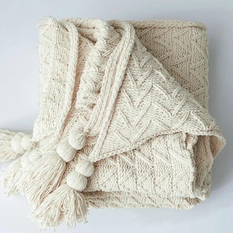 Plush Heart Blanket with Soft Fringe