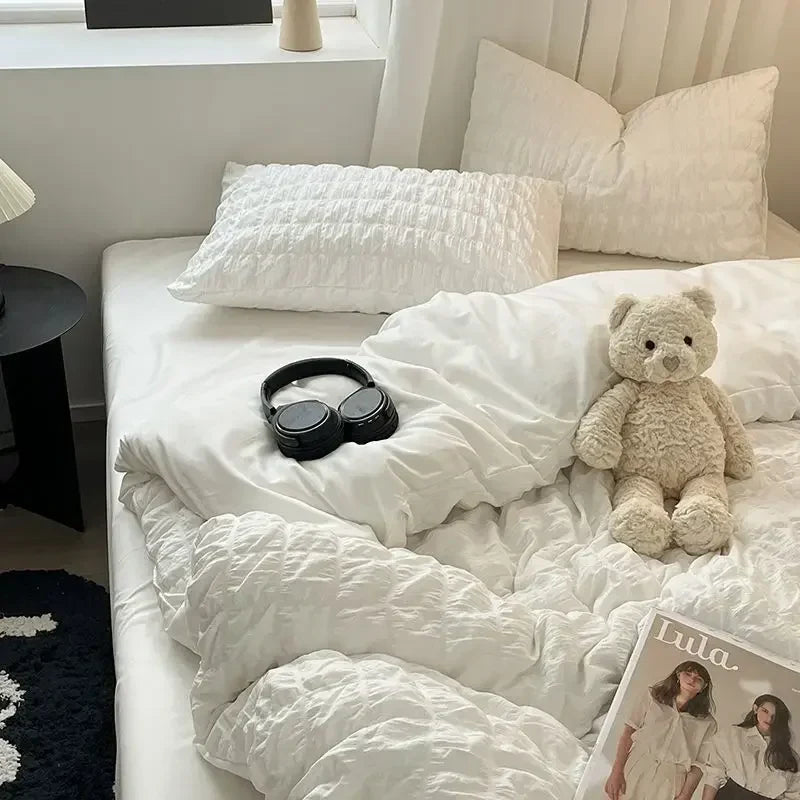 Classic French Lightweight Bedding Set