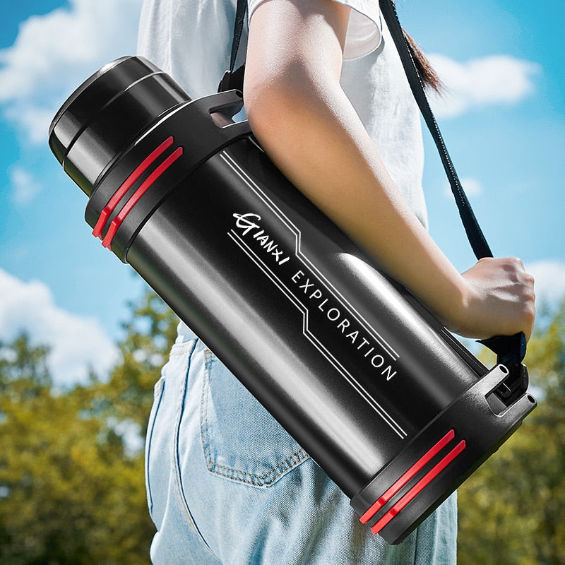 Large Insulated Stainless Steel Water Bottle