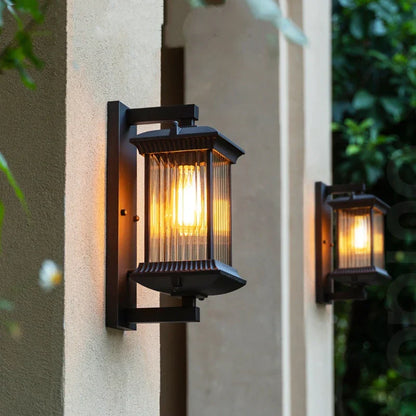 Waterproof Outdoor Metal Wall Lamp for Garden and Patio - Fesara