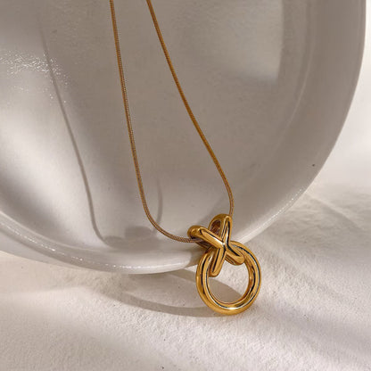 Fesara | Beautiful Twist Chain Necklace