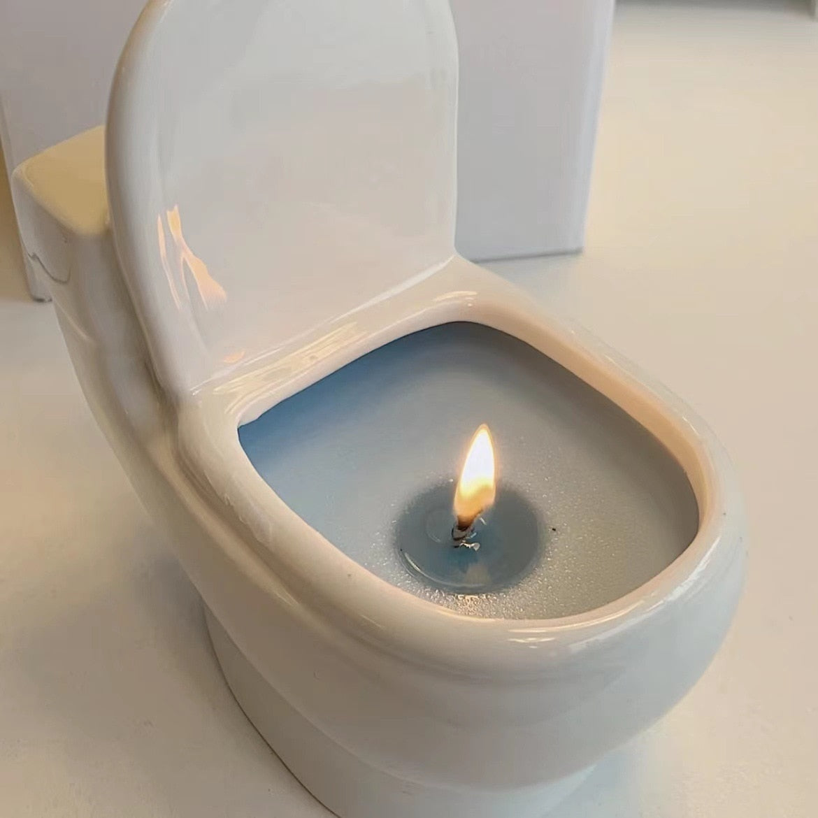 Fesara | Humorous Bathroom Aroma Candle