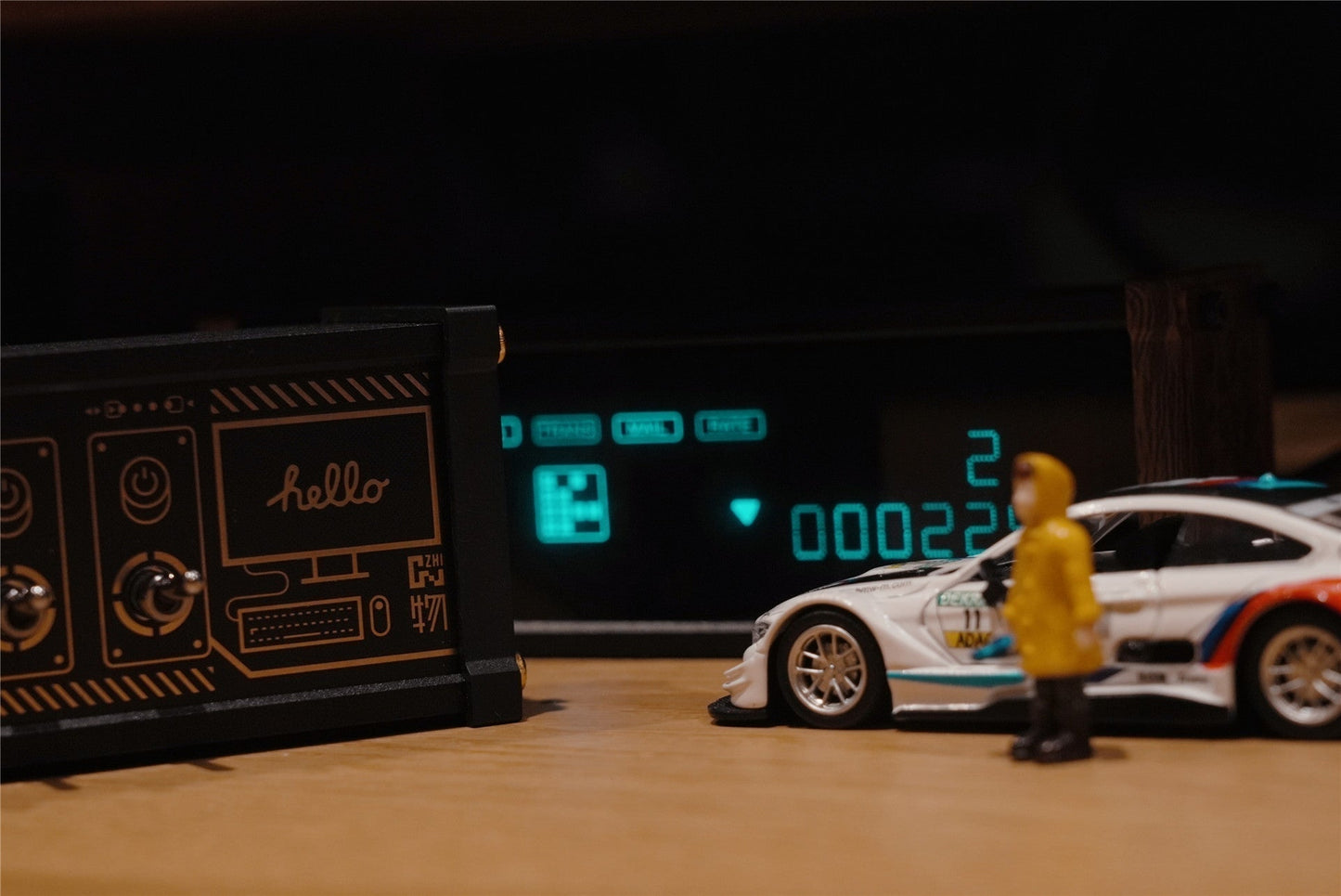 Retro Style Block USB Plug
