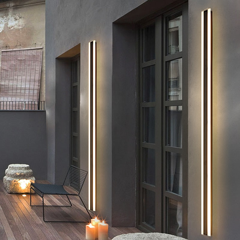 Slim Modern LED Wall Light Fixture - Fesara