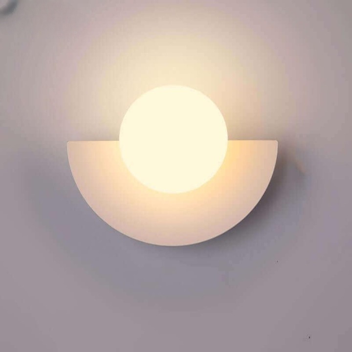 Metallic Half Moon Wall Light Lamp - Fesara