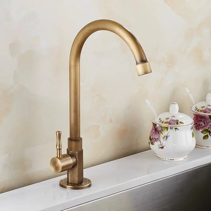 Classic Brass Swan Neck Kitchen Faucet - Fesara