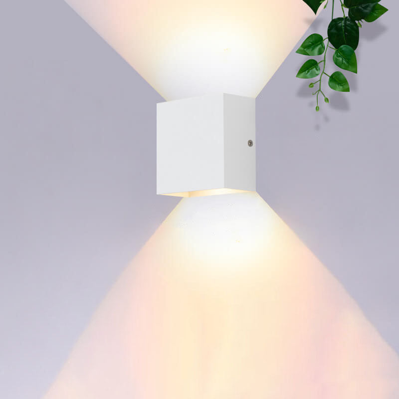 Contemporary Slim LED Wall Light Fixture