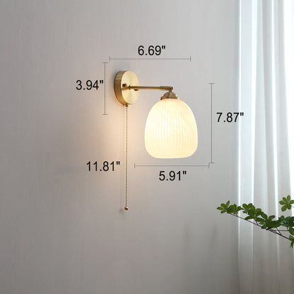Vintage Gold Textured Glass Wall Lamp