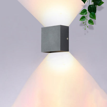 Contemporary Slim LED Wall Light Fixture