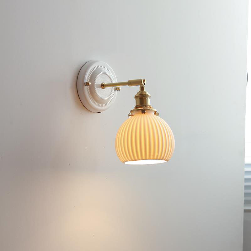 Classic Asian Style Metal 1-Light Wall Sconce