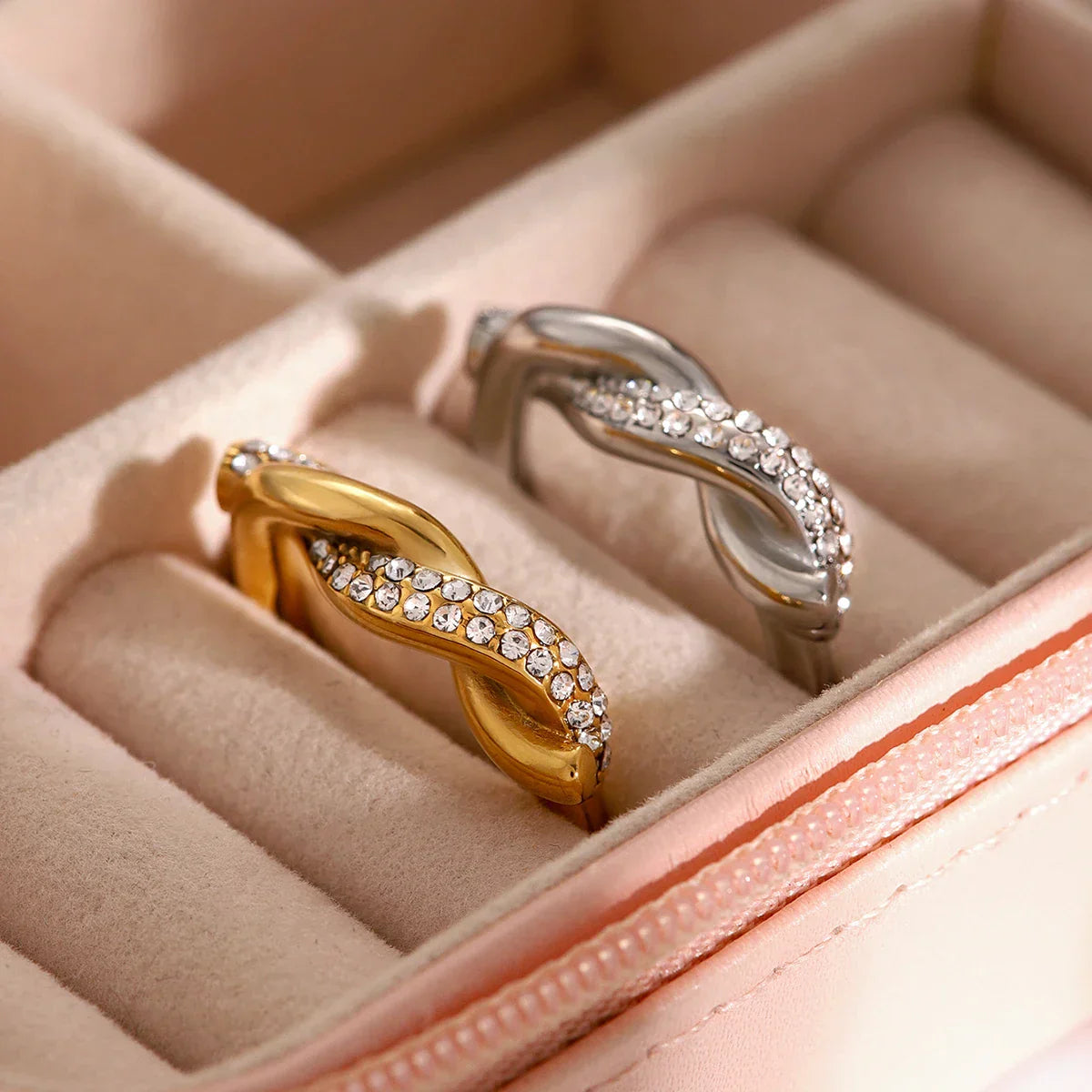 Elegant Diamond Engagement Ring