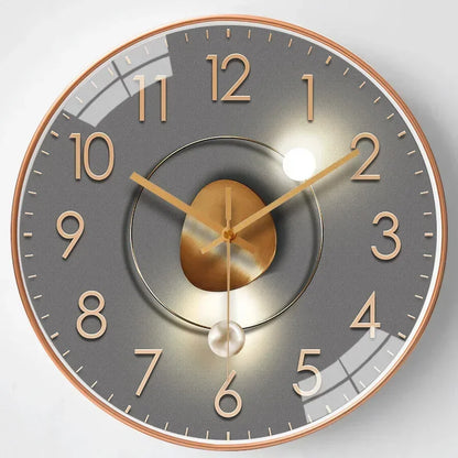 Quiet Traditional Analog Clock