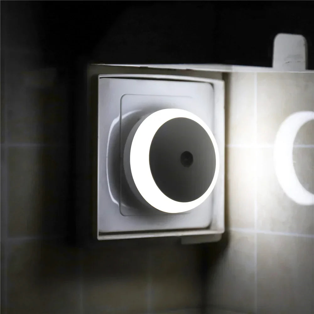 Soft Glow Automatic Plug in Night Light - Fesara