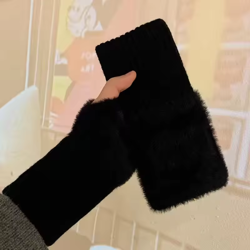Cozy Unisex Fleece Gloves for Men and Women