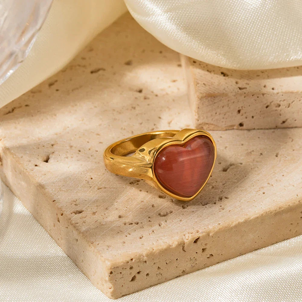 Beautiful Rose Gold Heart Shaped Ring - Fesara