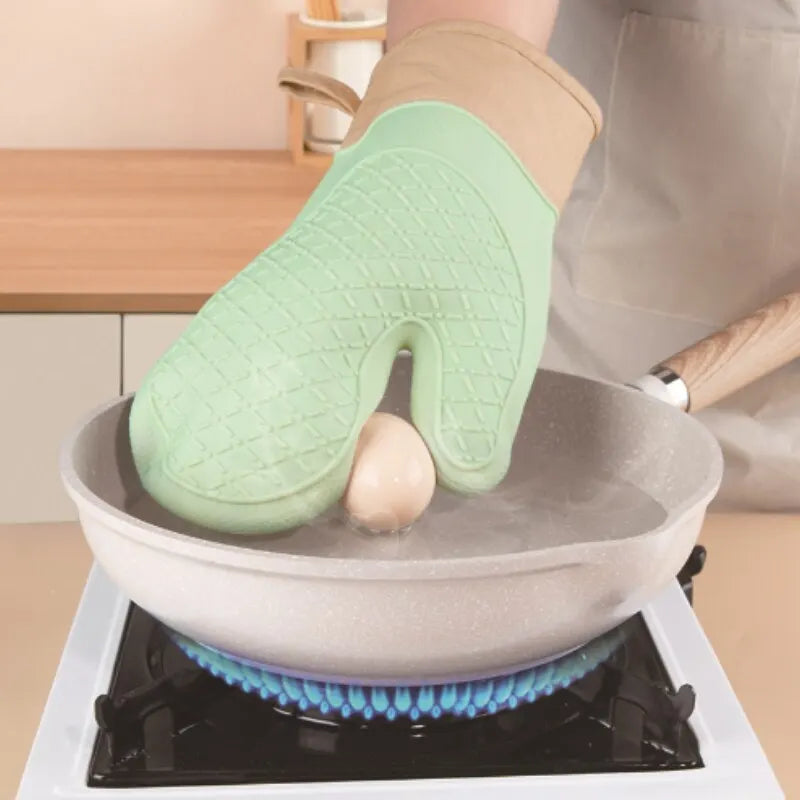 Heat Resistant Silicone Oven Gloves for Grill & Cooking