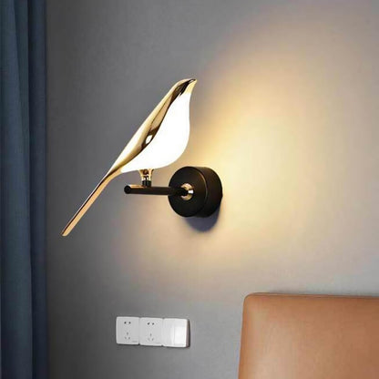 Simple Scandinavian Bird Table Lamp