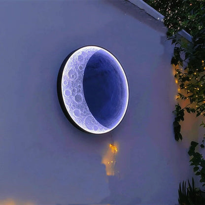 Glowing Orb Floating Moon Table Lamp