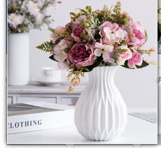 Beautiful Floral Glass Vase - Fesara