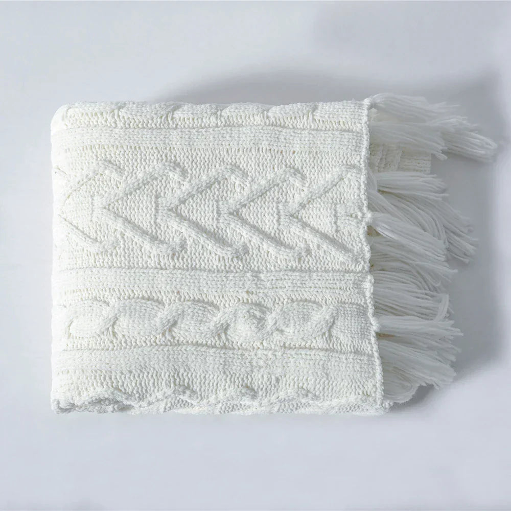 Plush Heart Blanket with Soft Fringe