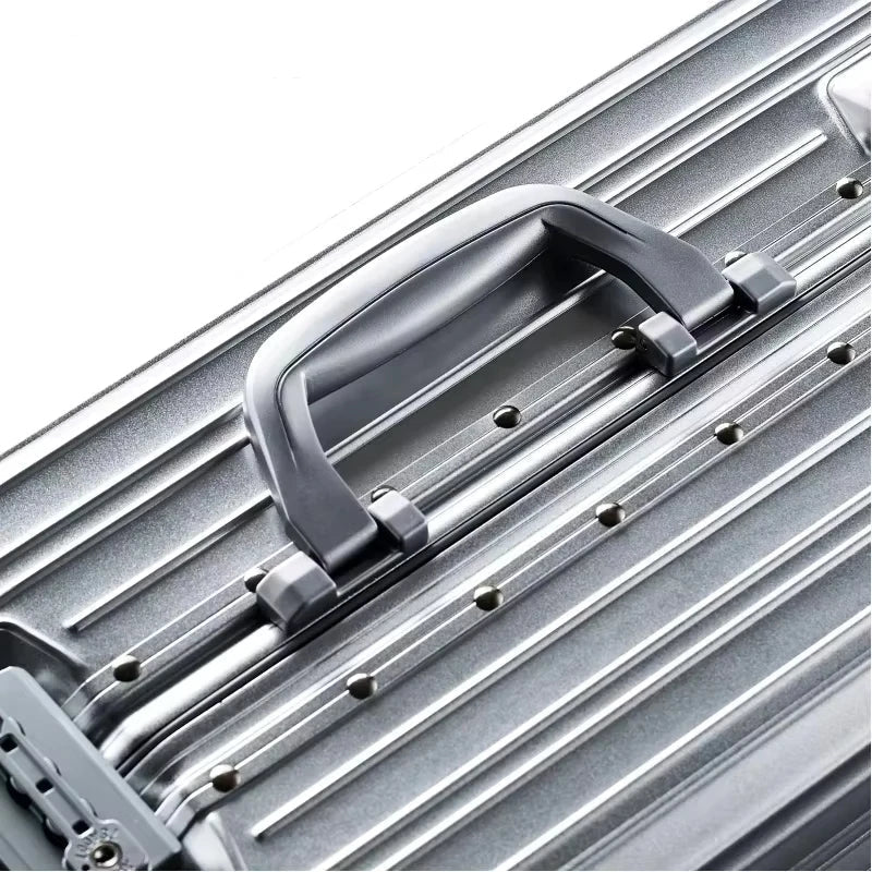 Durable Aluminium Travel Case | Lightweight TSA Lock Suitcase