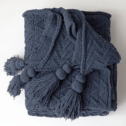 Plush Heart Blanket with Soft Fringe
