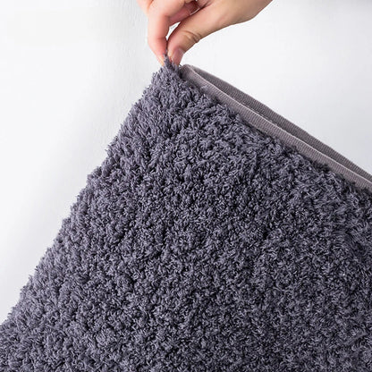 Plush Bathroom Mat with Non Slip Bottom
