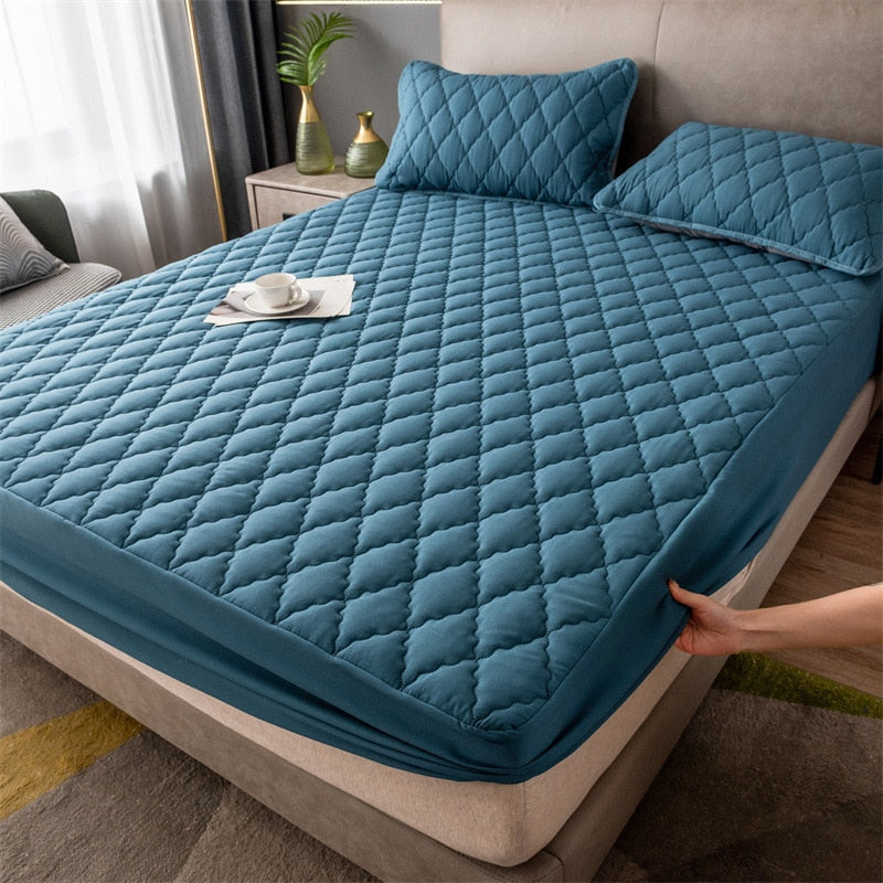Breathable Non-Slip Mattress Protector Cover