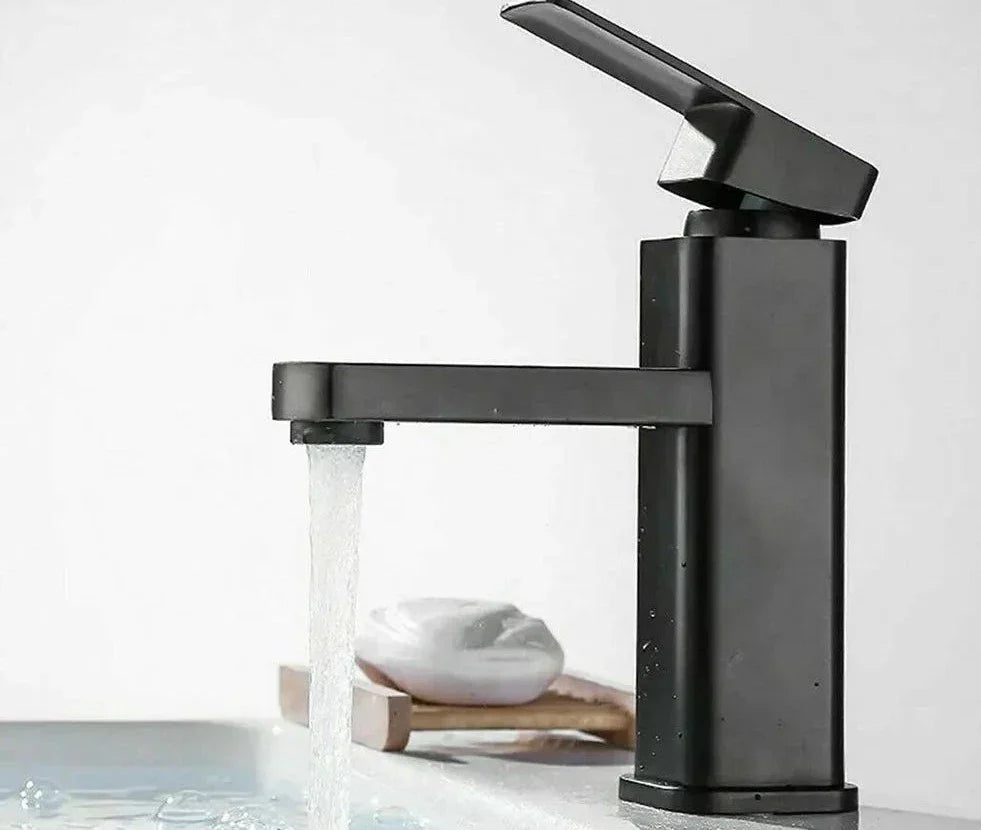 Modern RETHME Basin Faucet - Sleek Water Stream - Fesara